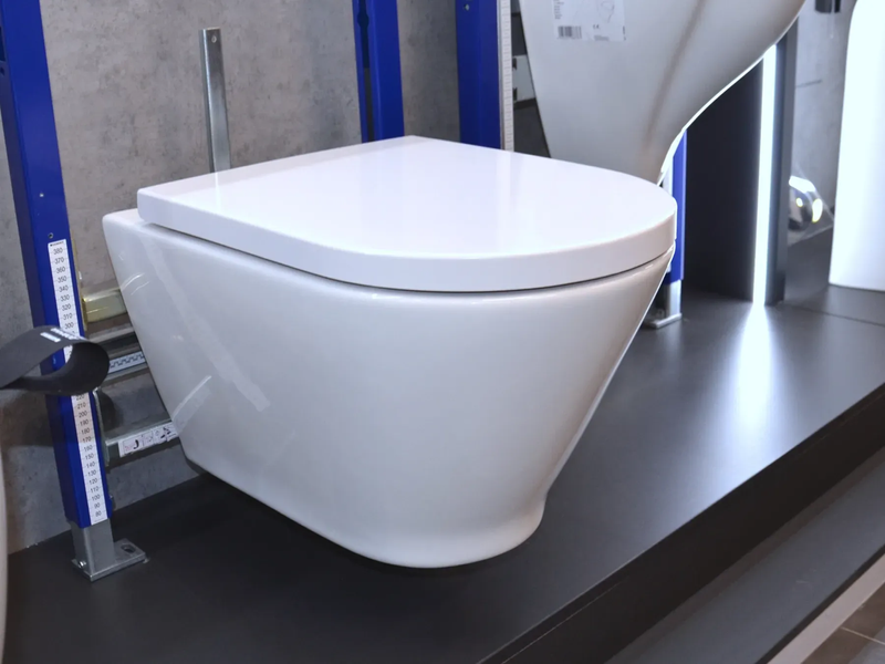 Унітаз підвісний з кришкою без обідка Imprese LEDNICE c06807900 91945 фото